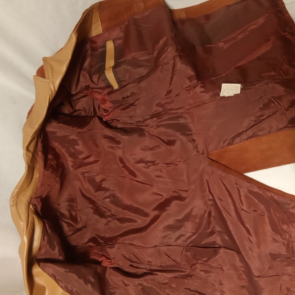 Vintage Leather and Suede Jacket! - Picture 3 of 8